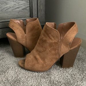 Tan Wedged Heels